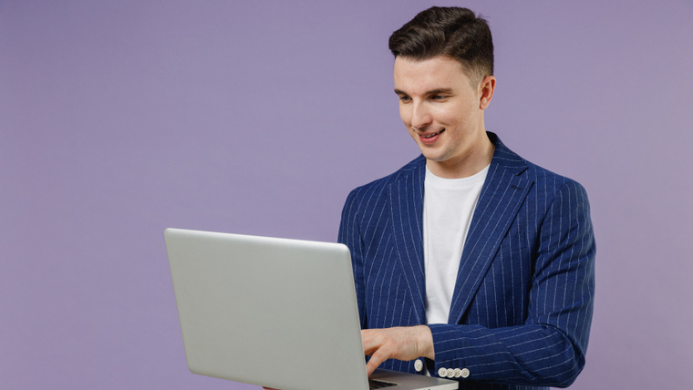 5 LinkedIn cover photo templates to make your profile stand out